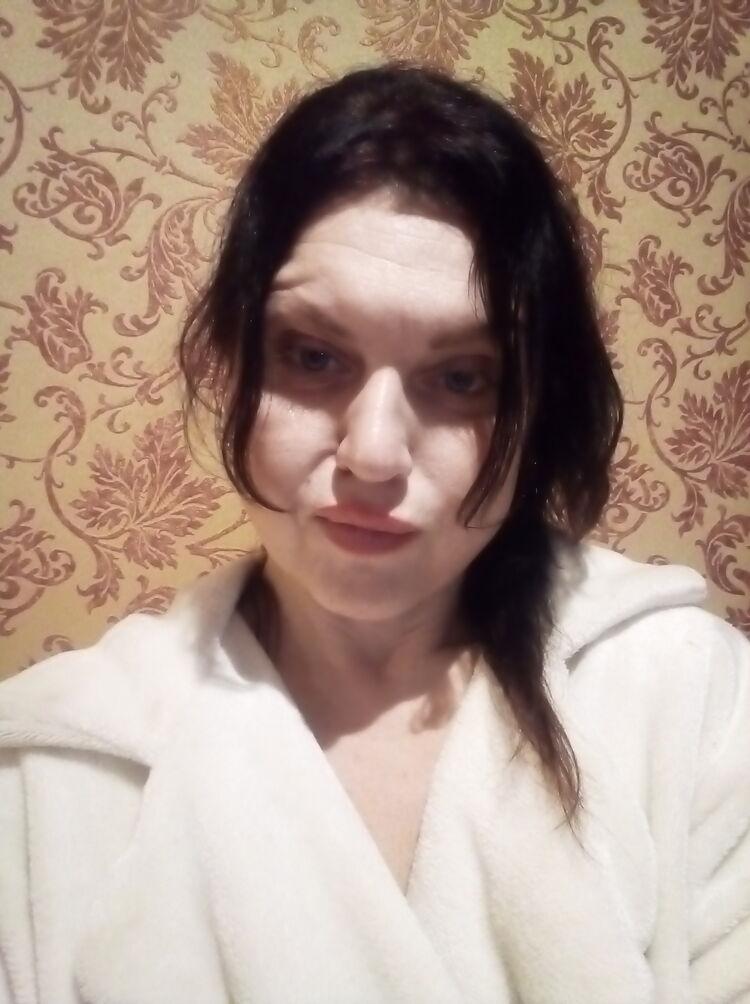  ,   Olga, 42 ,   ,   