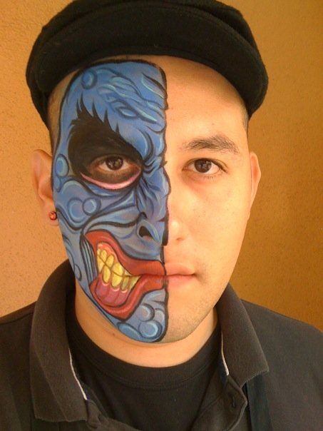  ,   Johnny, 26 ,  
