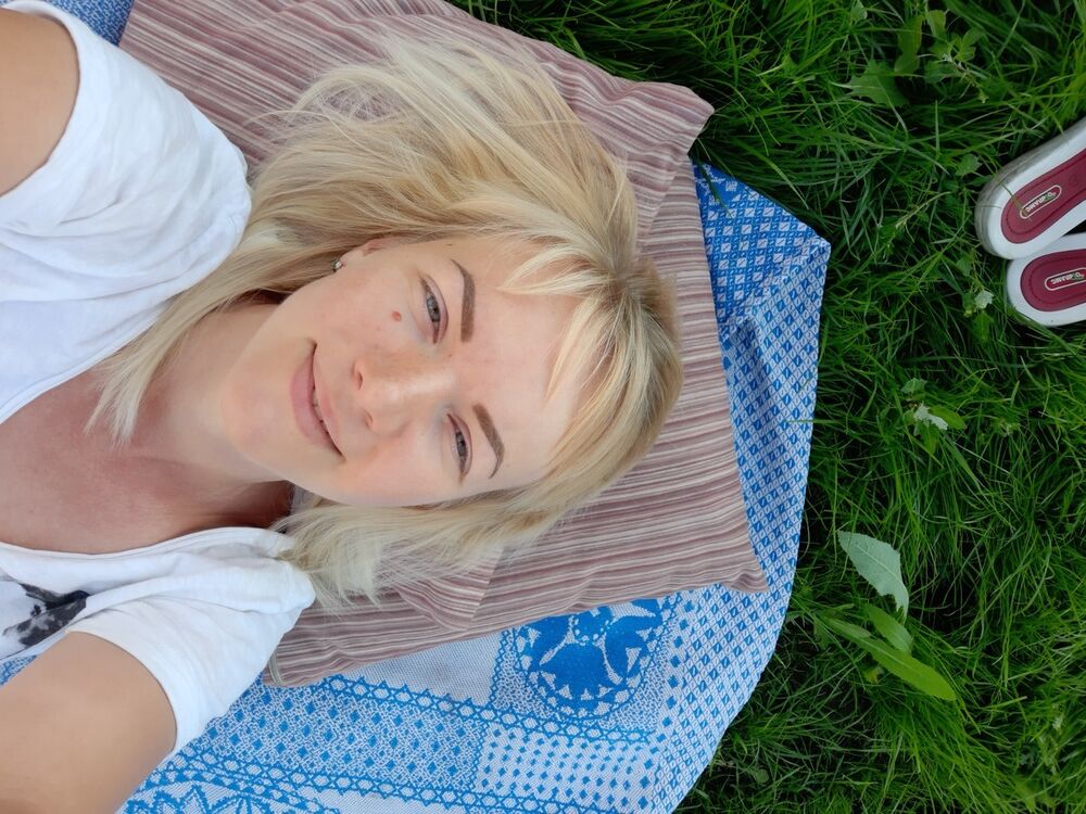  ,   Kitty, 45 ,  
