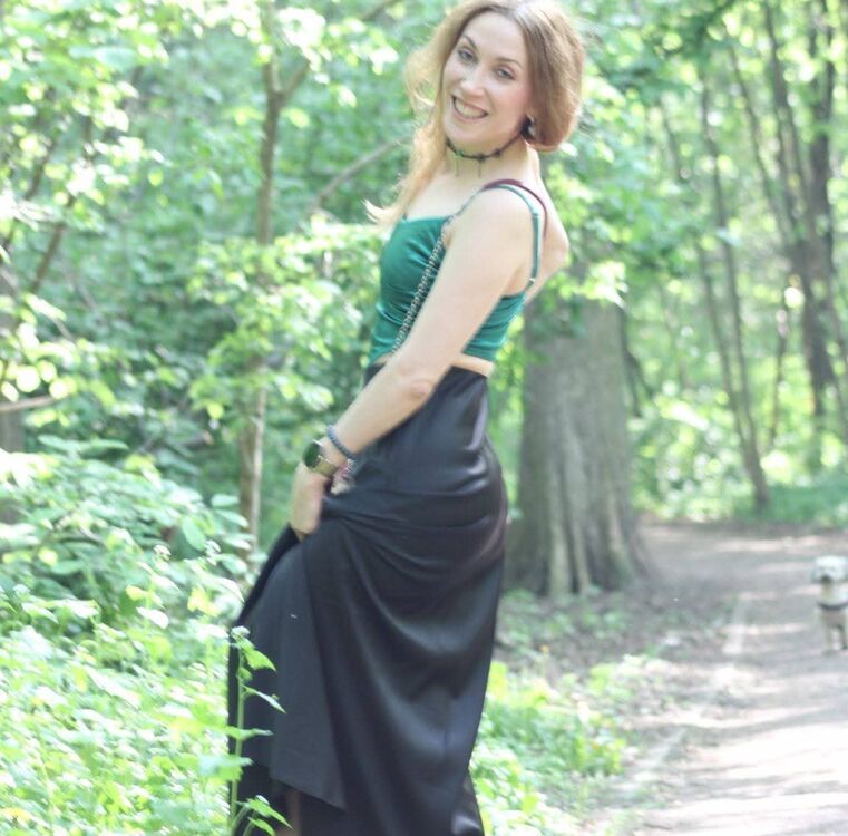  ,   Ela, 37 ,     , c 