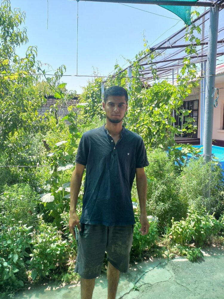  ,   Azimjon, 28 ,   ,   , c 