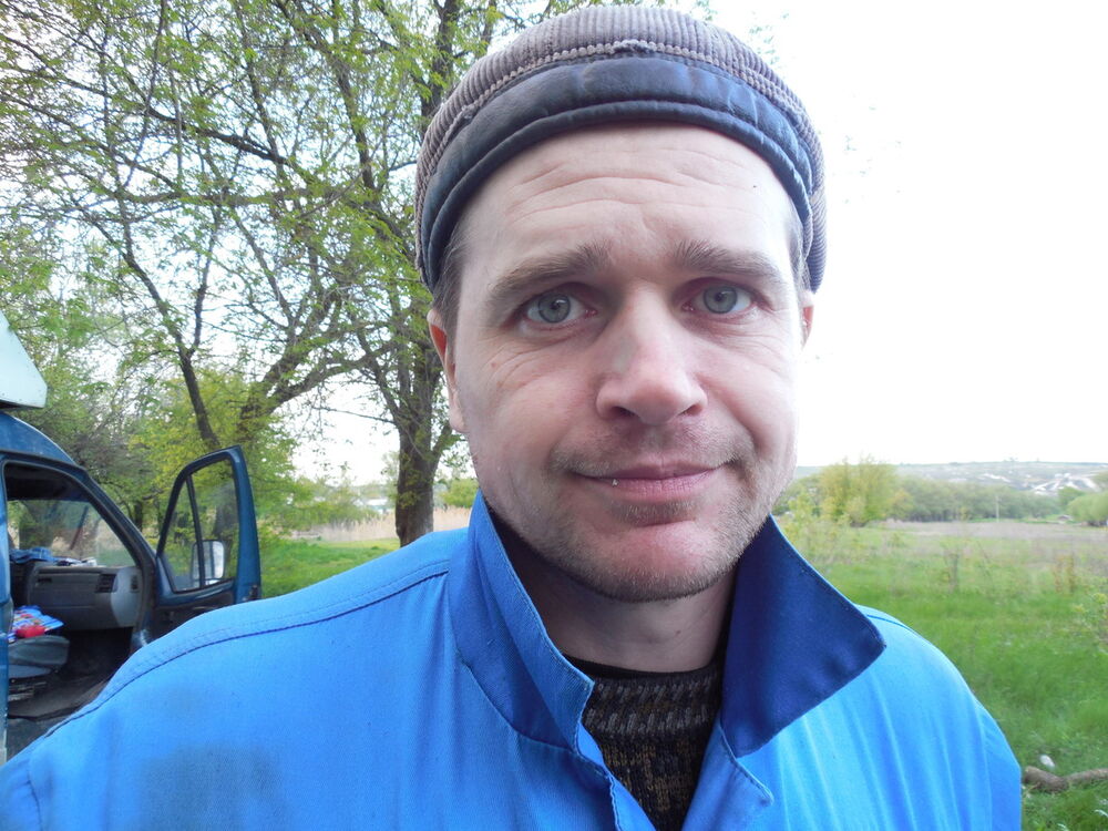  9243782  Vladimir, 45 ,    