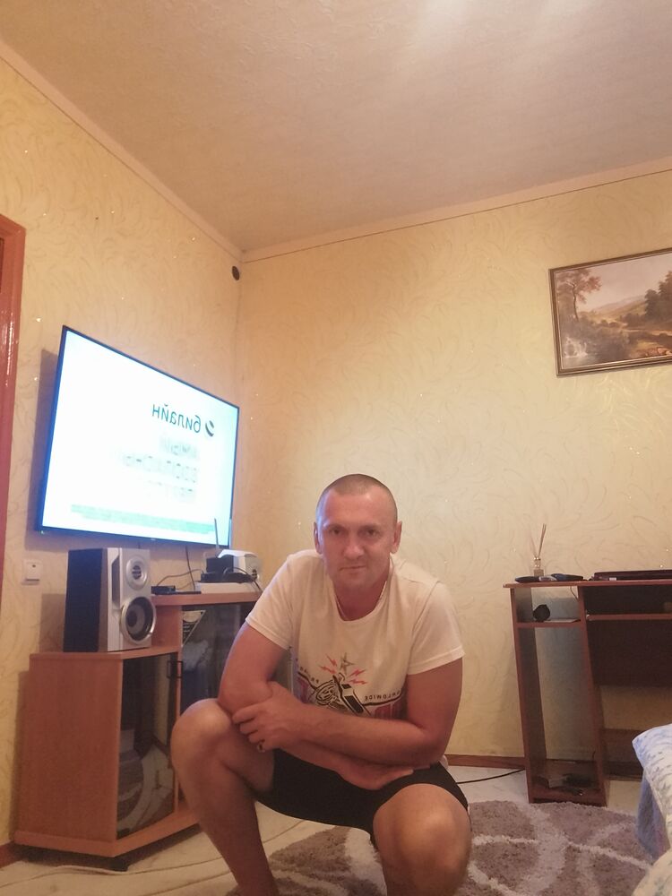  50563942  RUSLAN, 43 ,    