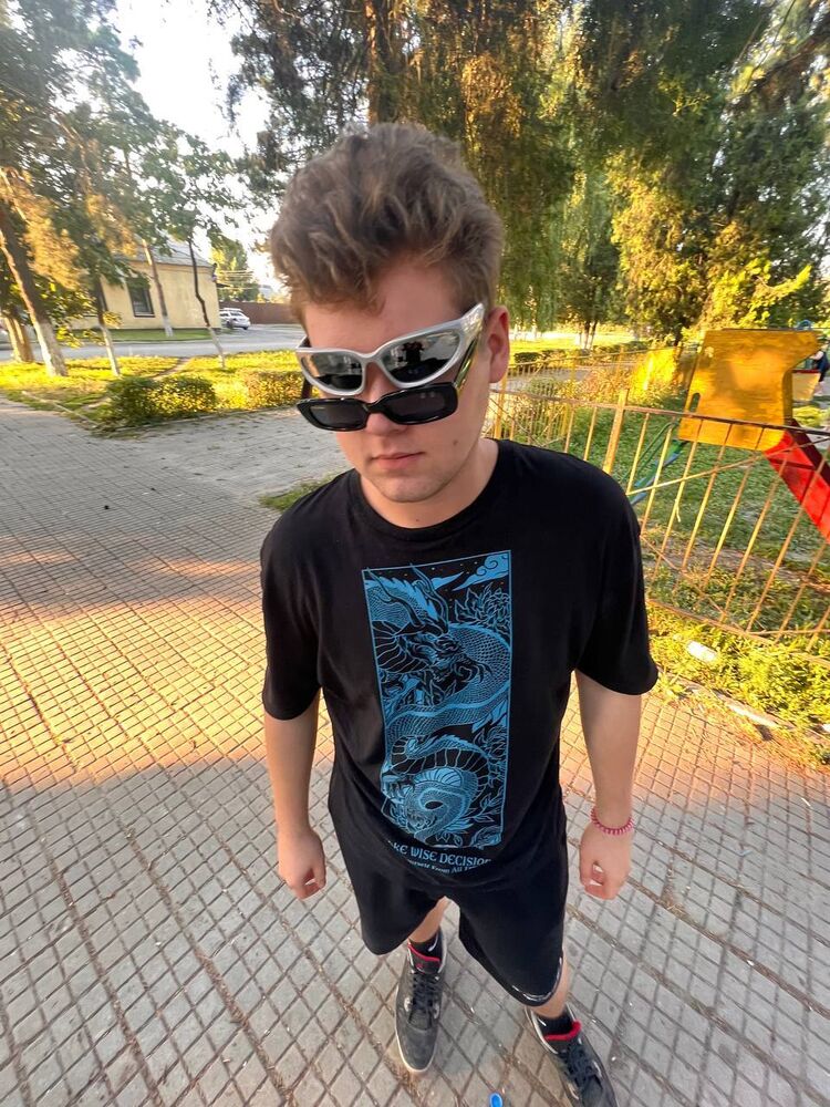 ���� 40402102 ����� ������, 21 ���, ���� ���������� � �������-��-����