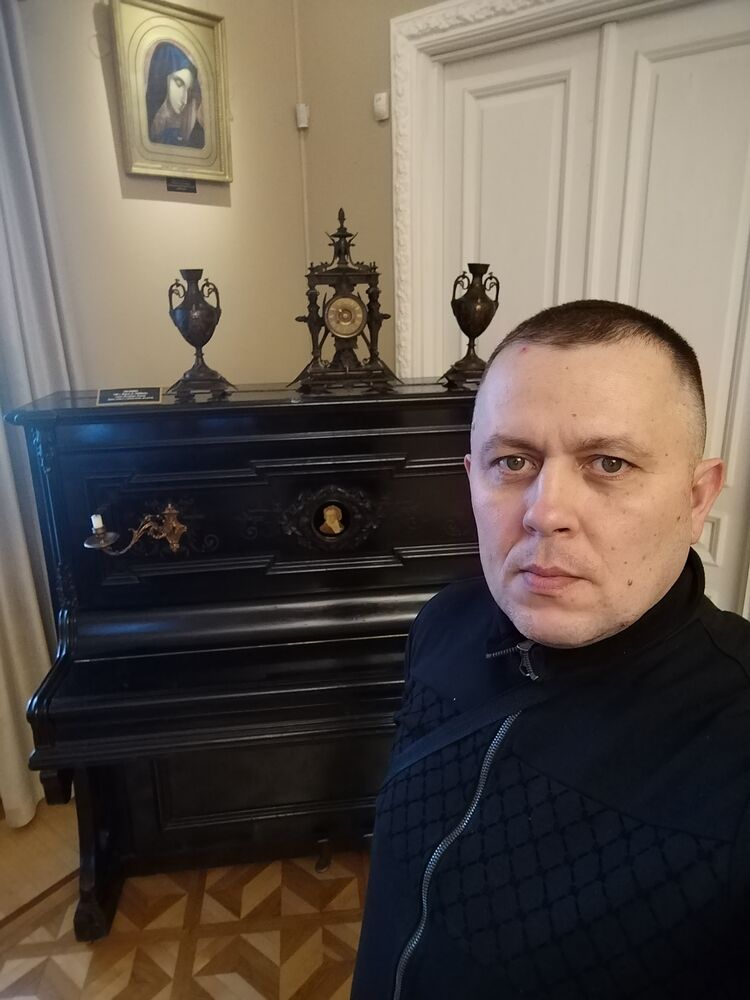  49955902  , 44 ,    