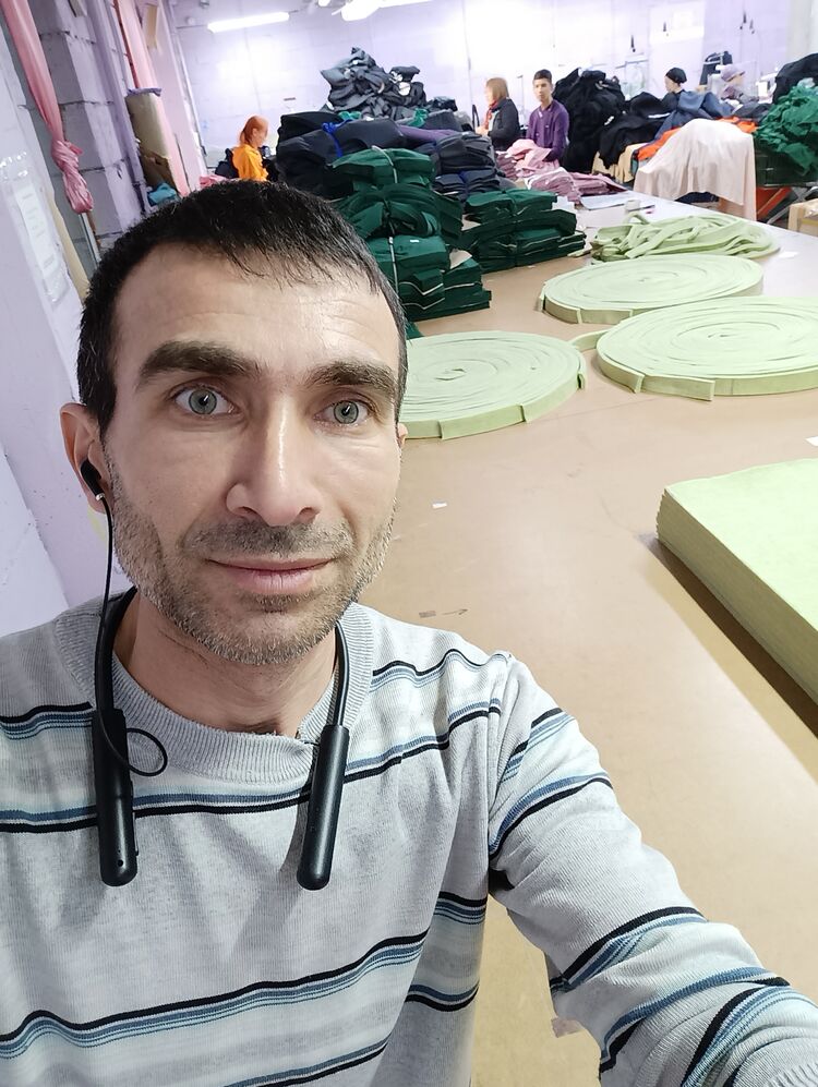 31217002  Akmal, 43 ,    
