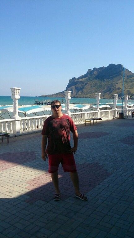  7364932  Danis, 40 ,    