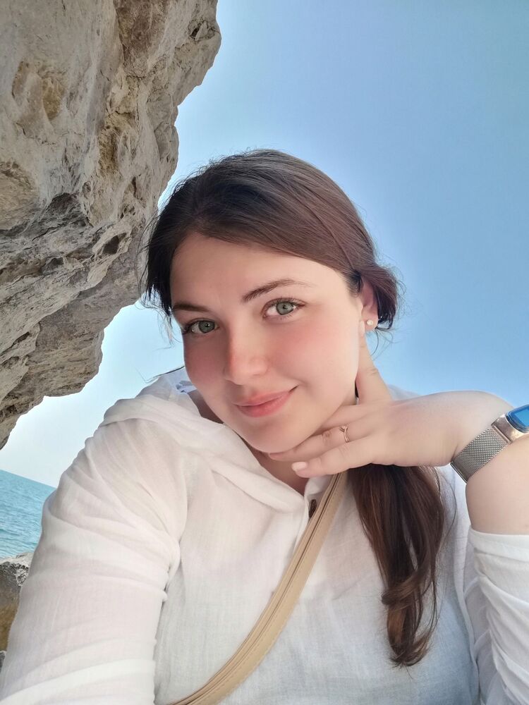  ,   Natalia, 27 ,   c , 