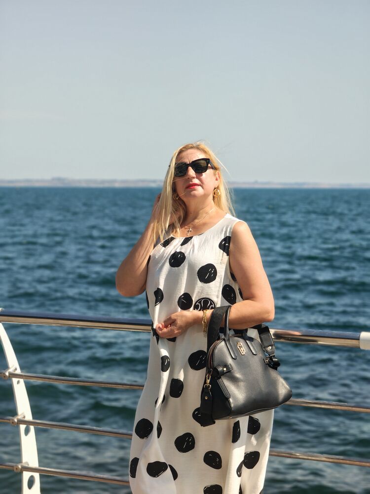  Loano,   Katia, 51 ,   ,   , c 