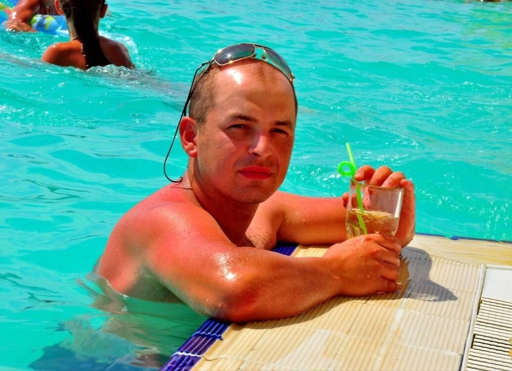  40572302  , 39 ,    -