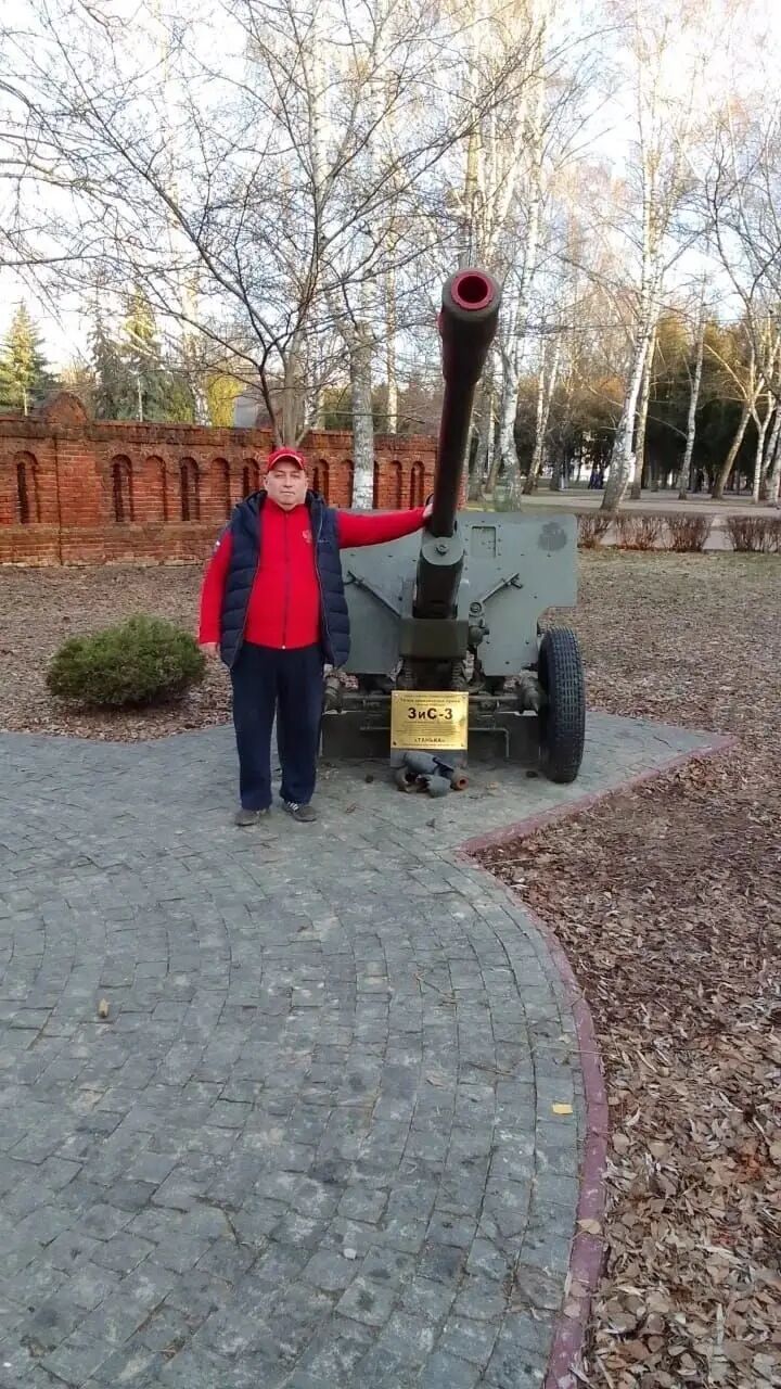  40222262  , 54 ,    
