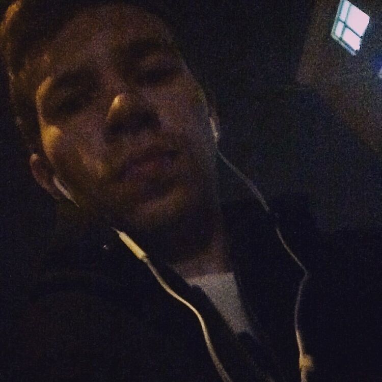  32488102  , 26 ,    