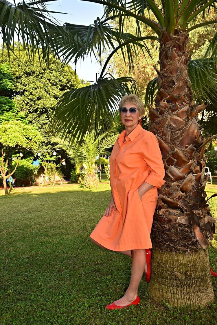  52220762  Rozalina, 60 ,    