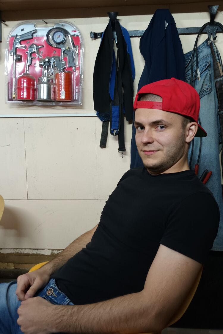  ,   , 28 ,   ,   