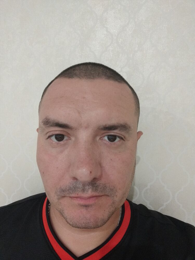  28257432  , 37 ,    