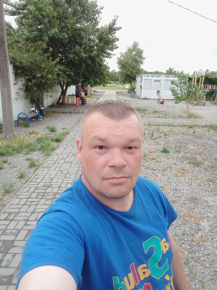  35595172  , 44 ,    