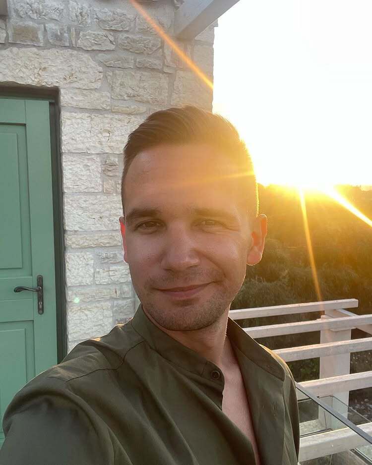  54578712  , 34 ,    -