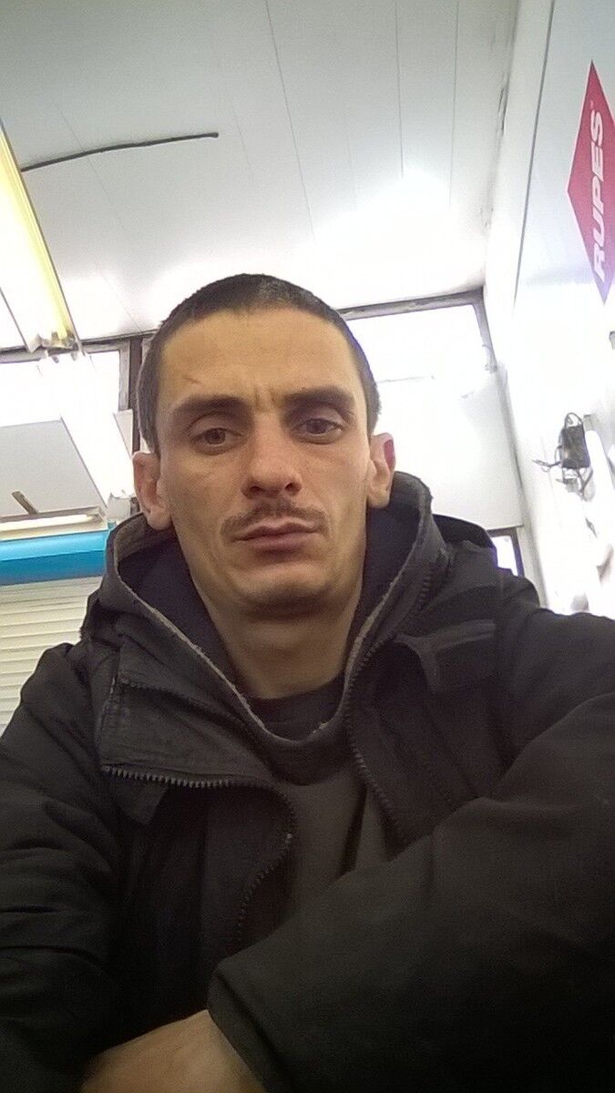  17988782  , 35 ,    