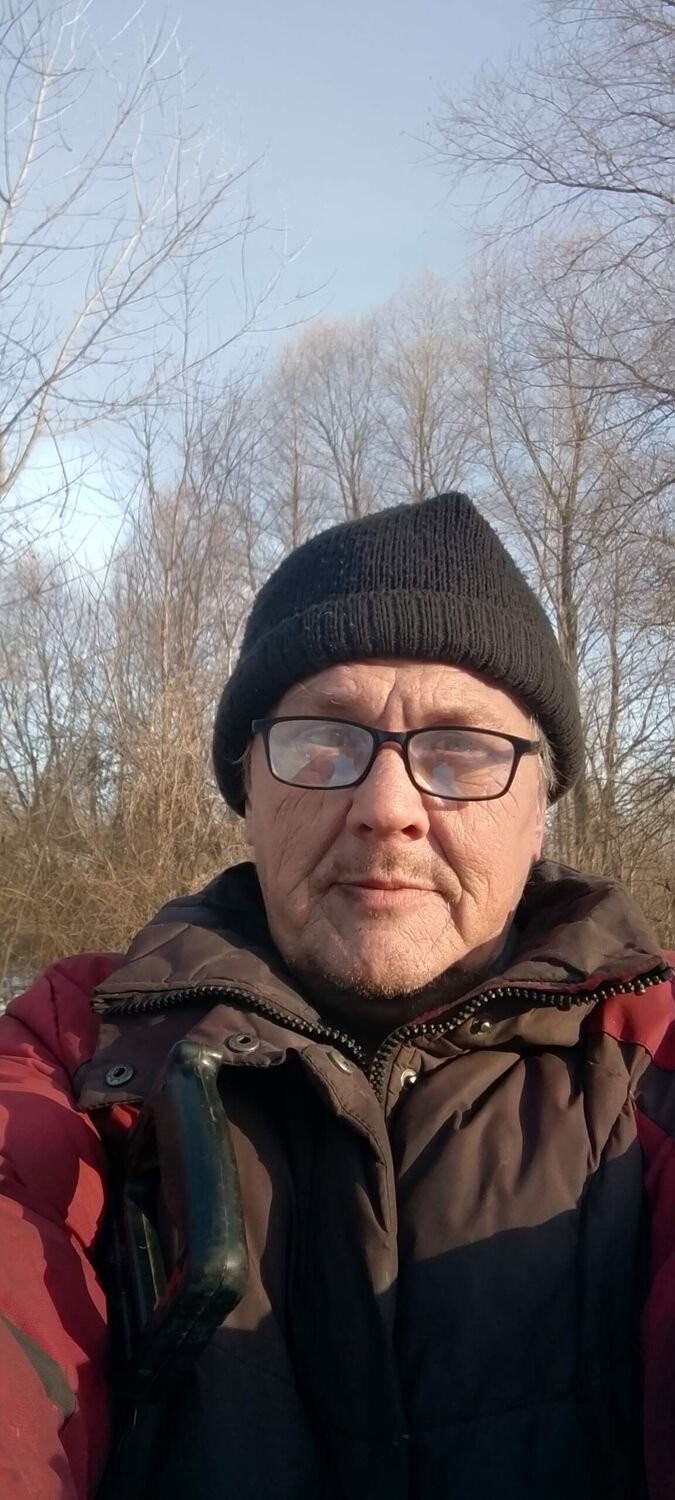  49022442  Evgeniy, 51 ,    