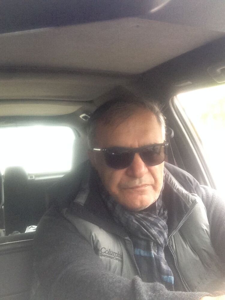  36984762  Garik, 65 ,    