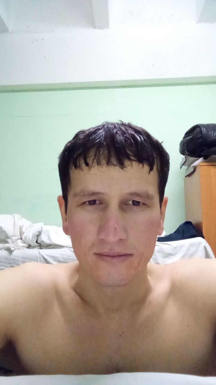  42408142  Nematjon, 33 ,    