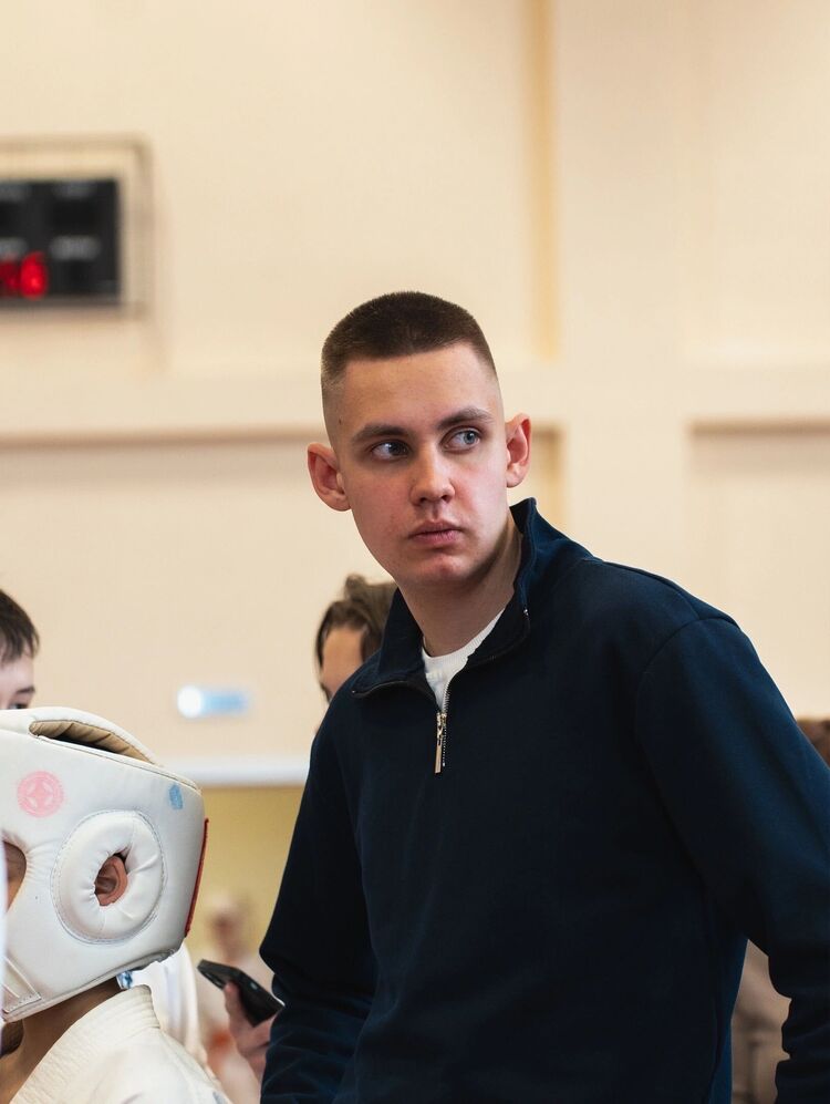 ���� 43683722 ����� ����, 21 ���, ���� ���������� � �������������