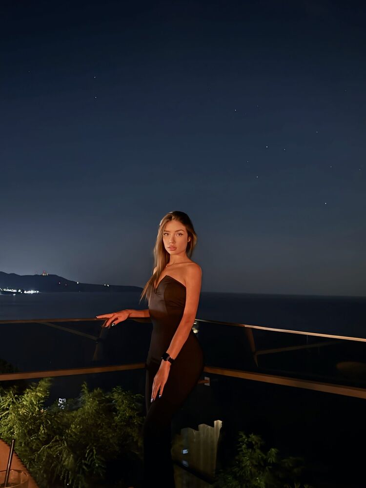  54564462  Steisha, 28 ,    