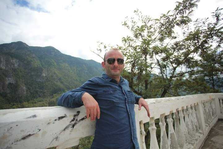  ,   Davit, 51 ,   , 