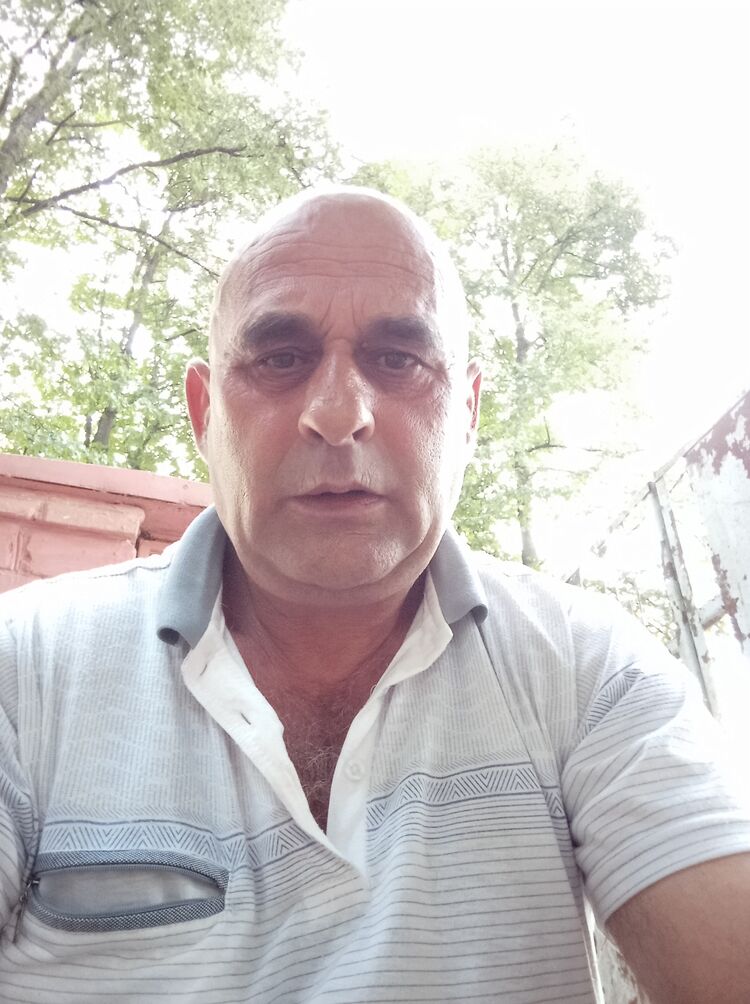  28907332  , 49 ,    