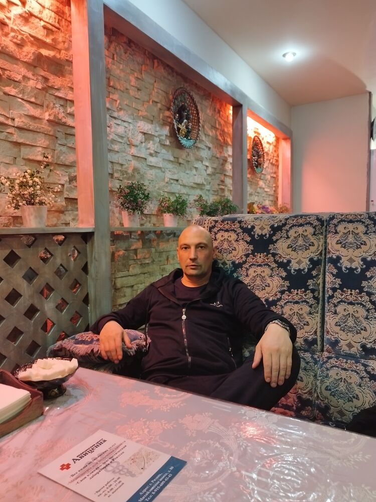 38066642  , 46 ,    