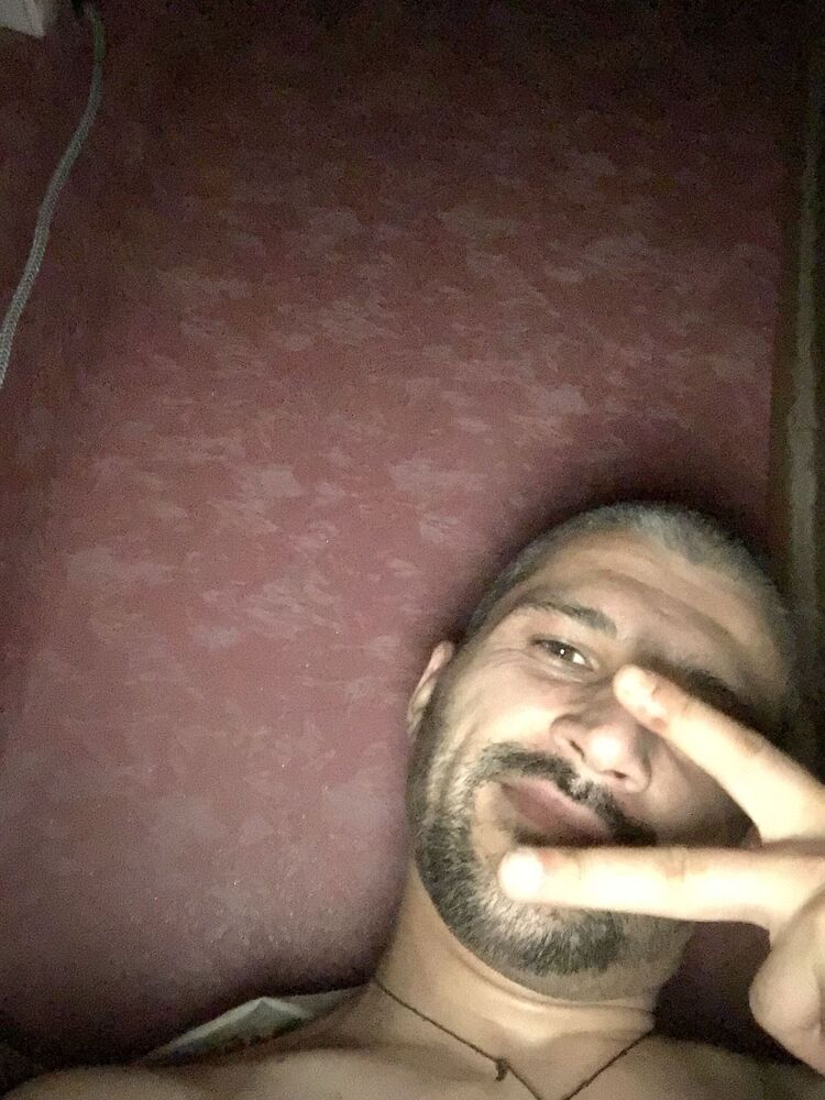  35759422  Niki, 25 ,    