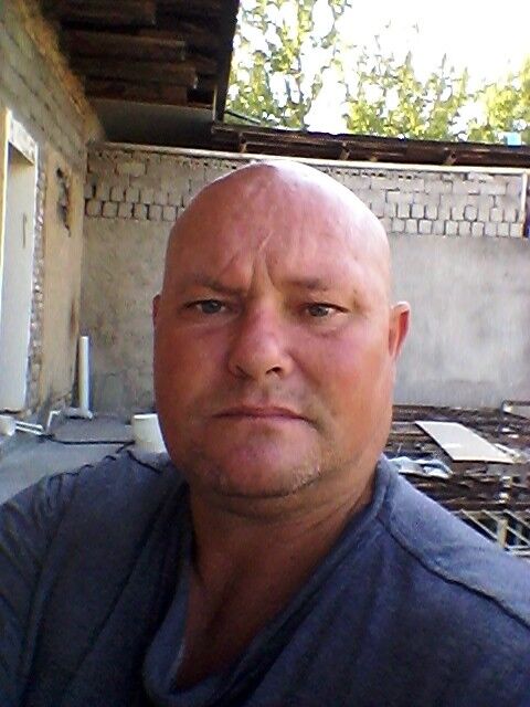  ,   Oleg, 48 ,   ,   , c 