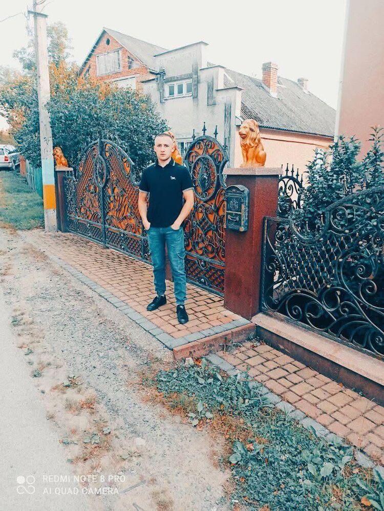  51565172  Rostislav, 26 ,    Obrany