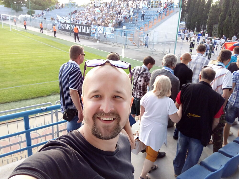  ,   Emporio, 43 ,   