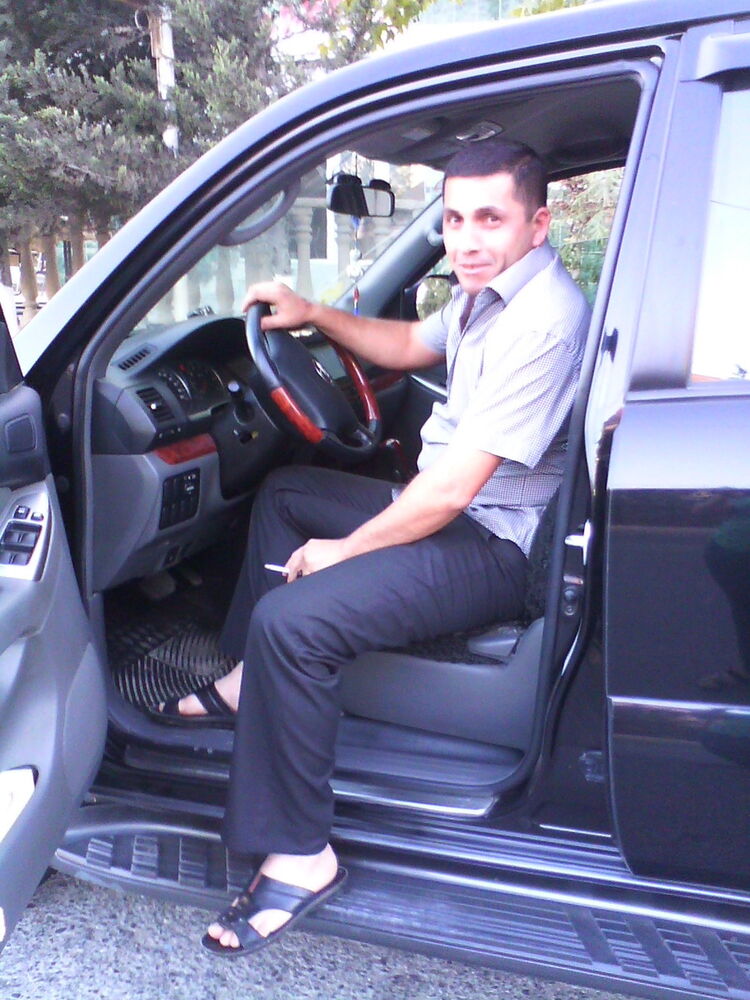  4702562  Endar, 49 ,    