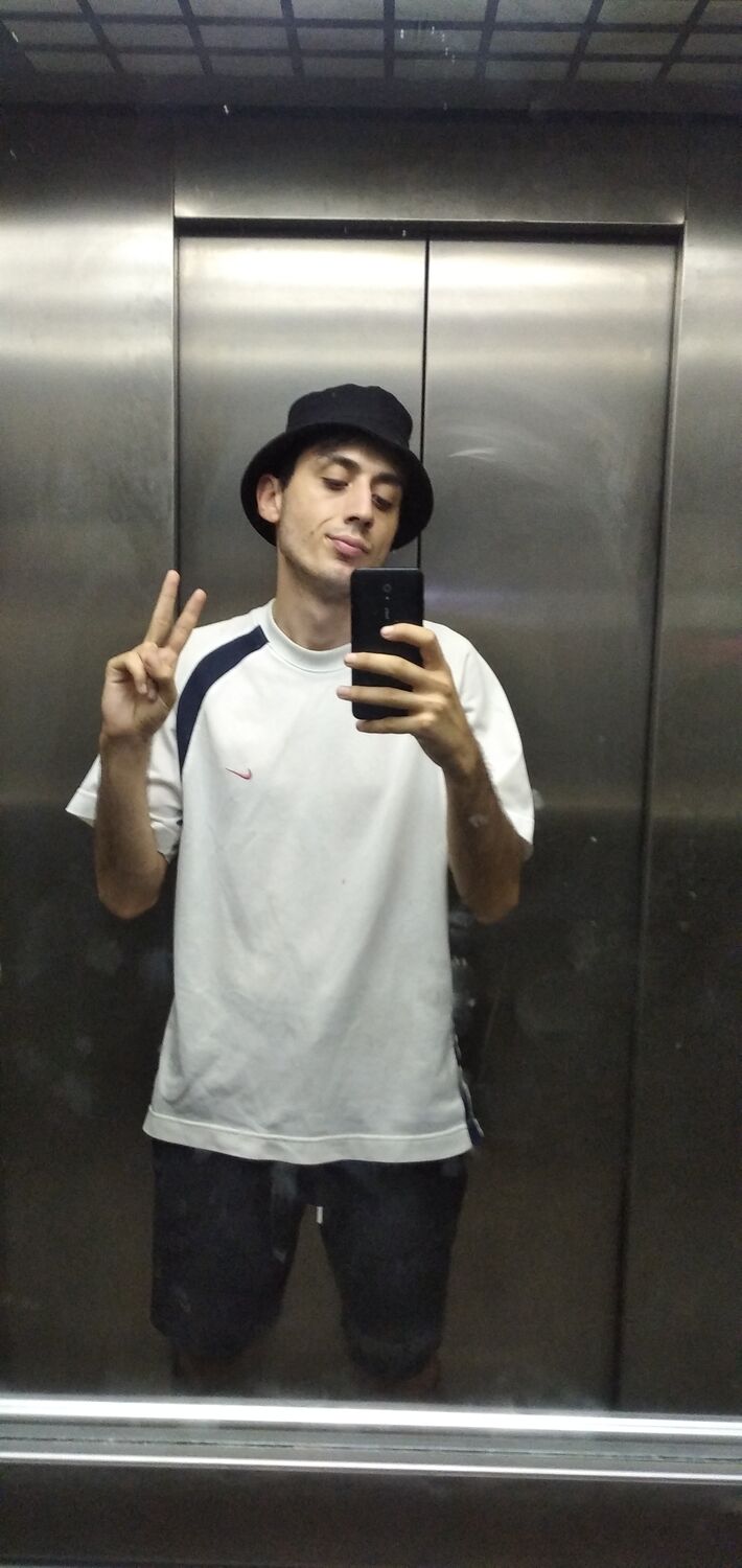  ,   Narek, 25 ,   ,   