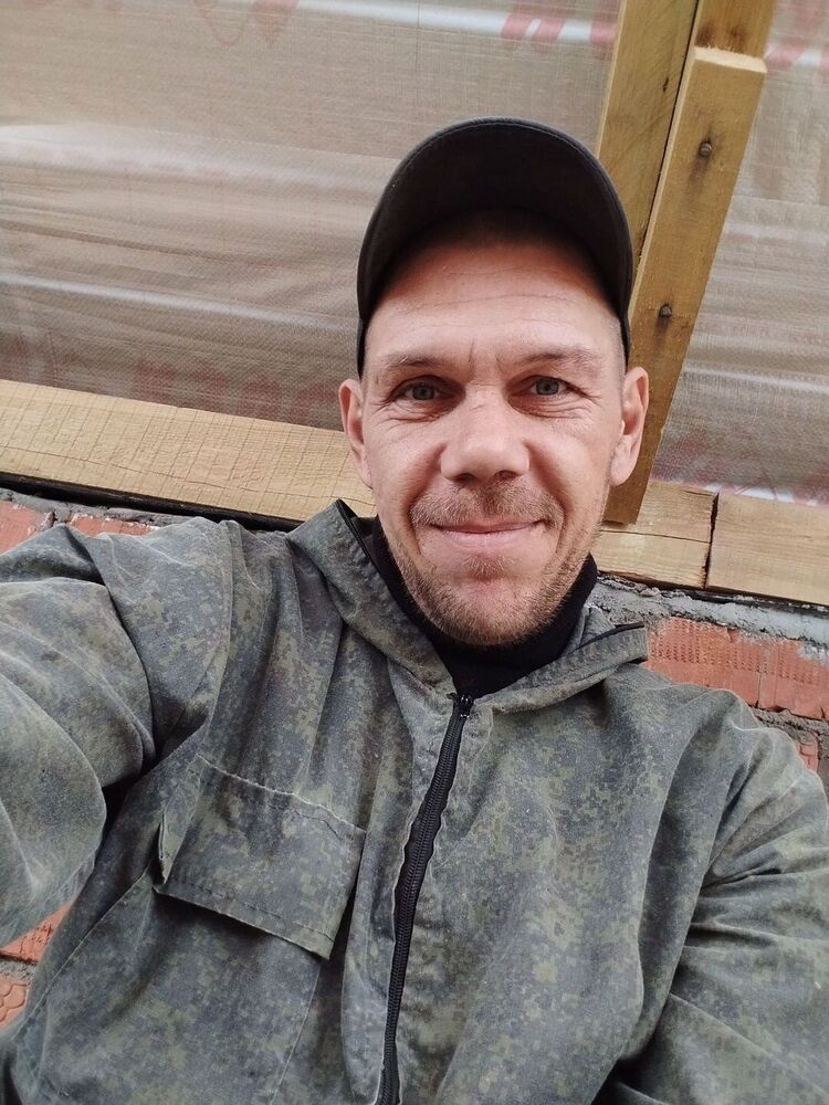  48283092  , 42 ,    