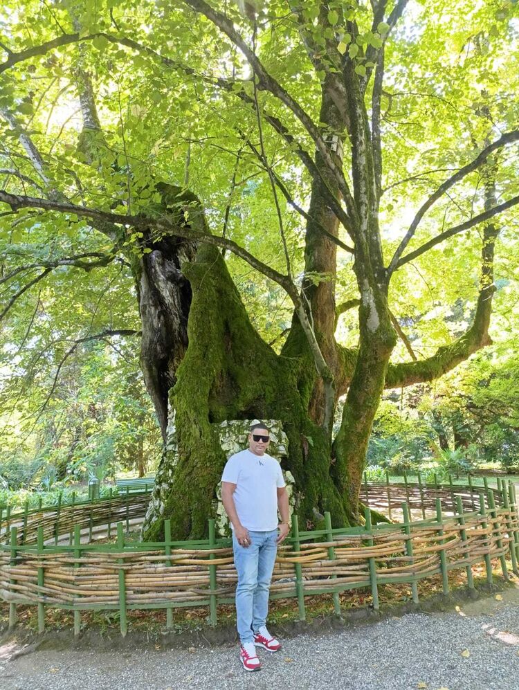  ,   Manuel, 40 ,   ,   