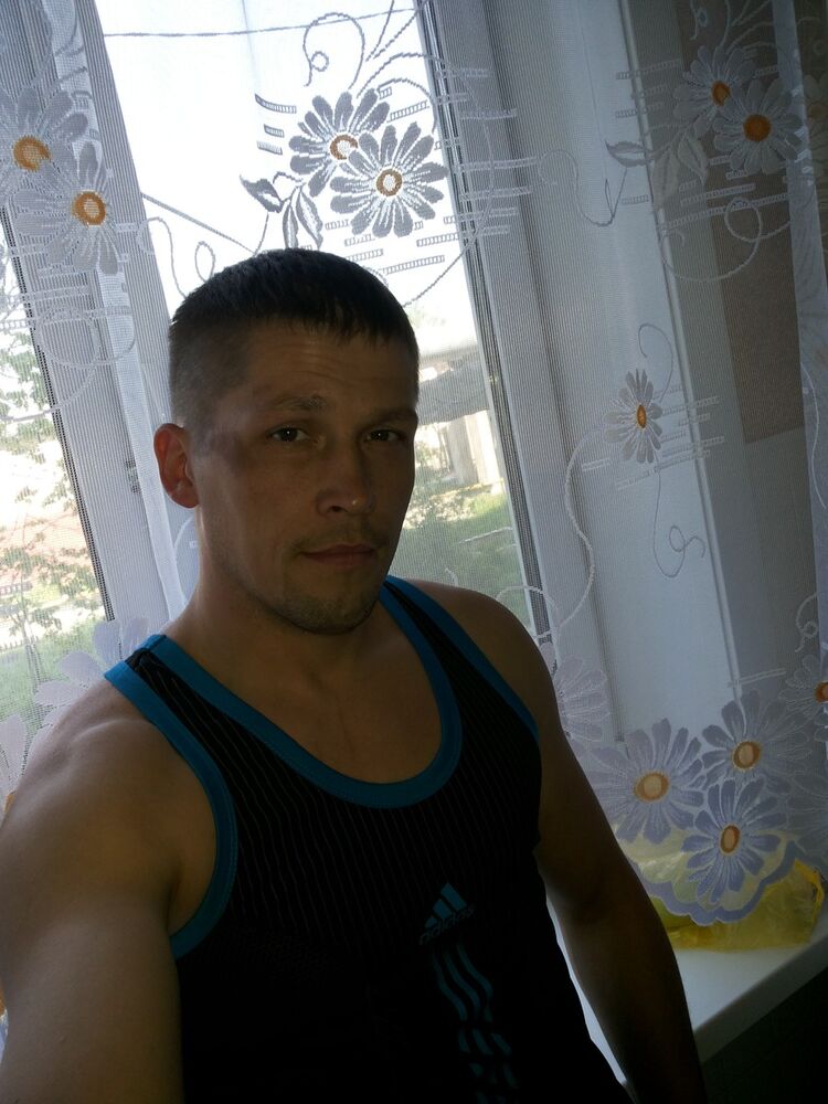  4686532  , 42 ,    -