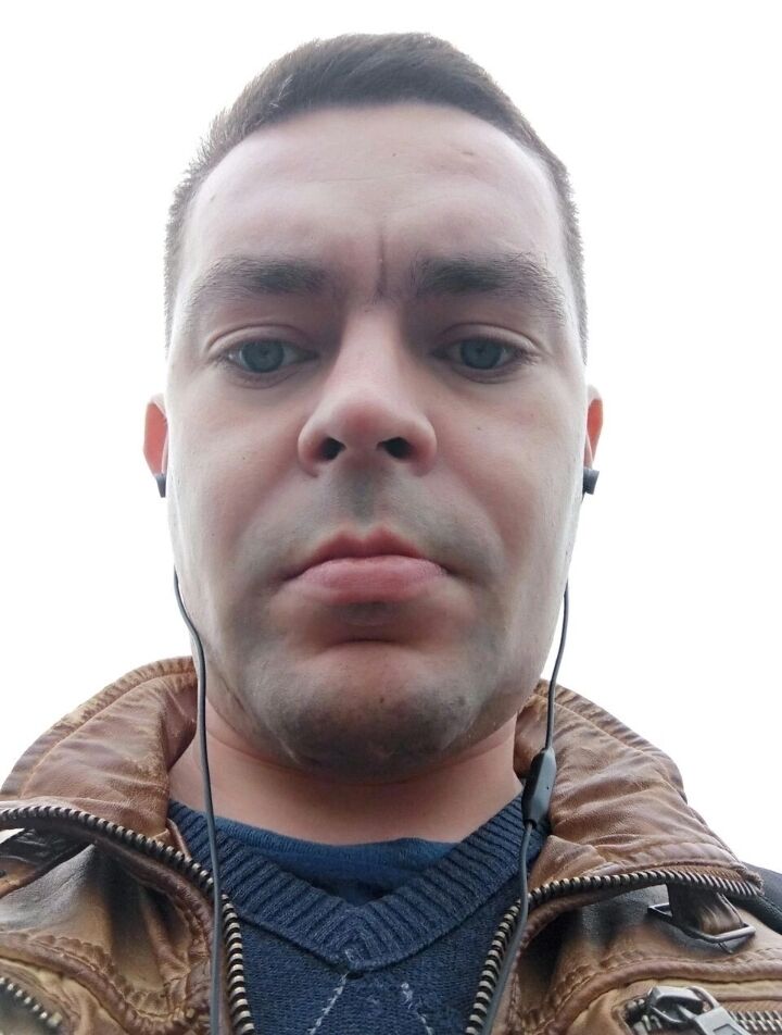  52811352  , 41 ,    