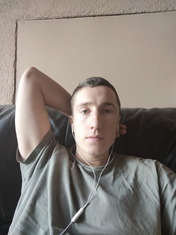  ,   Dmytro, 25 ,   ,   