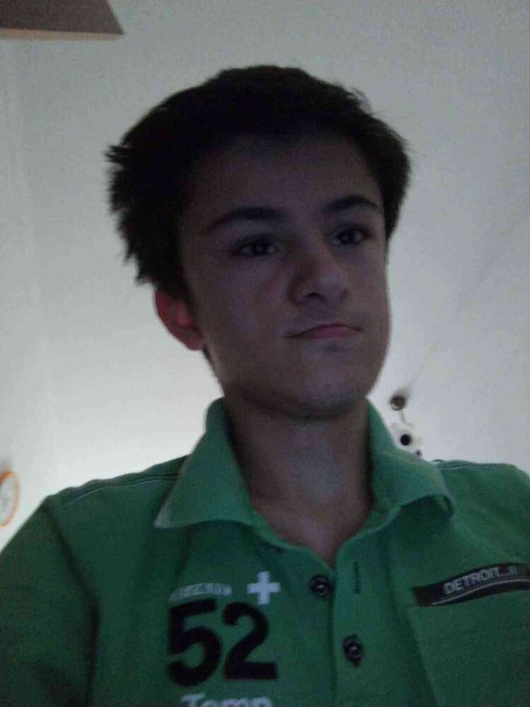  Butare,   Alzira, 20 ,   ,   