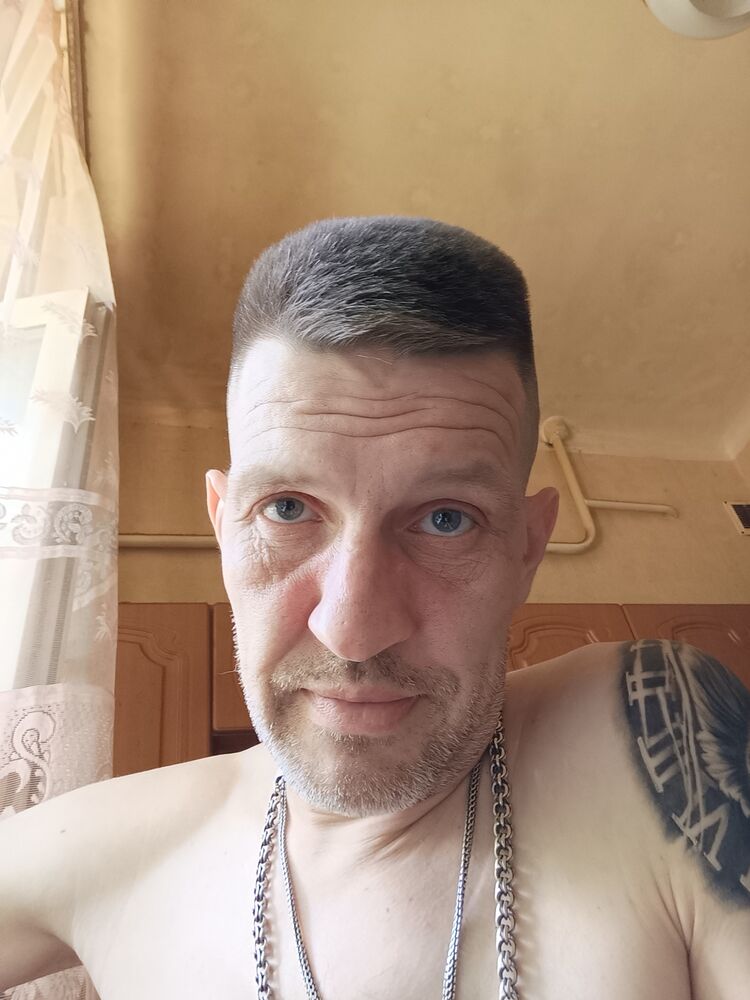  30415352  , 43 ,    