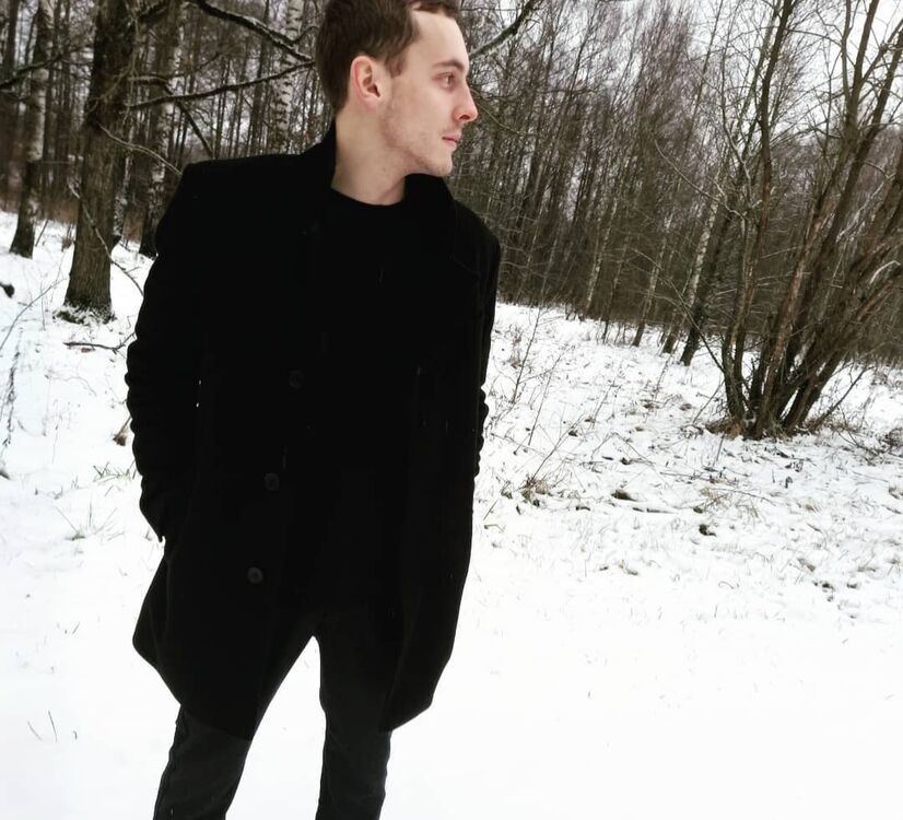  38534352  Yaroslav, 25 ,    