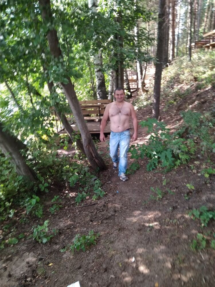 13185042  Gagik, 36 ,    