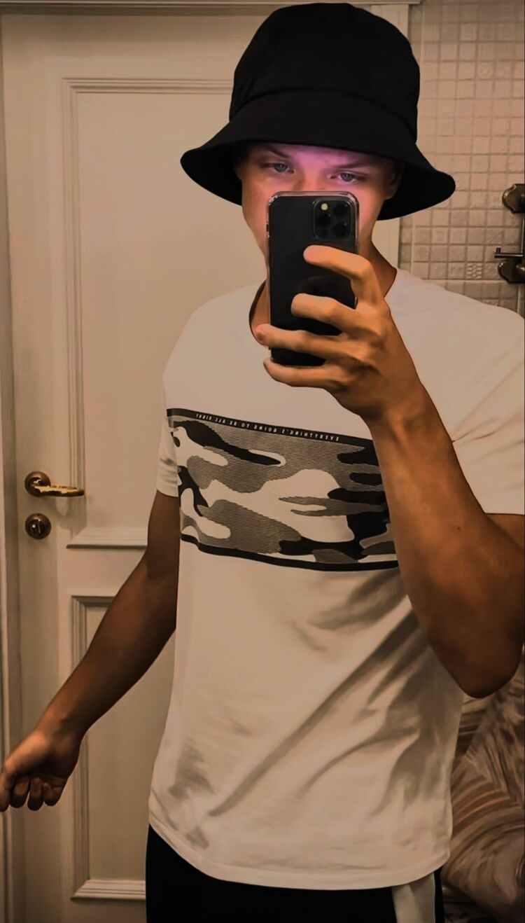  53305202  , 27 ,    