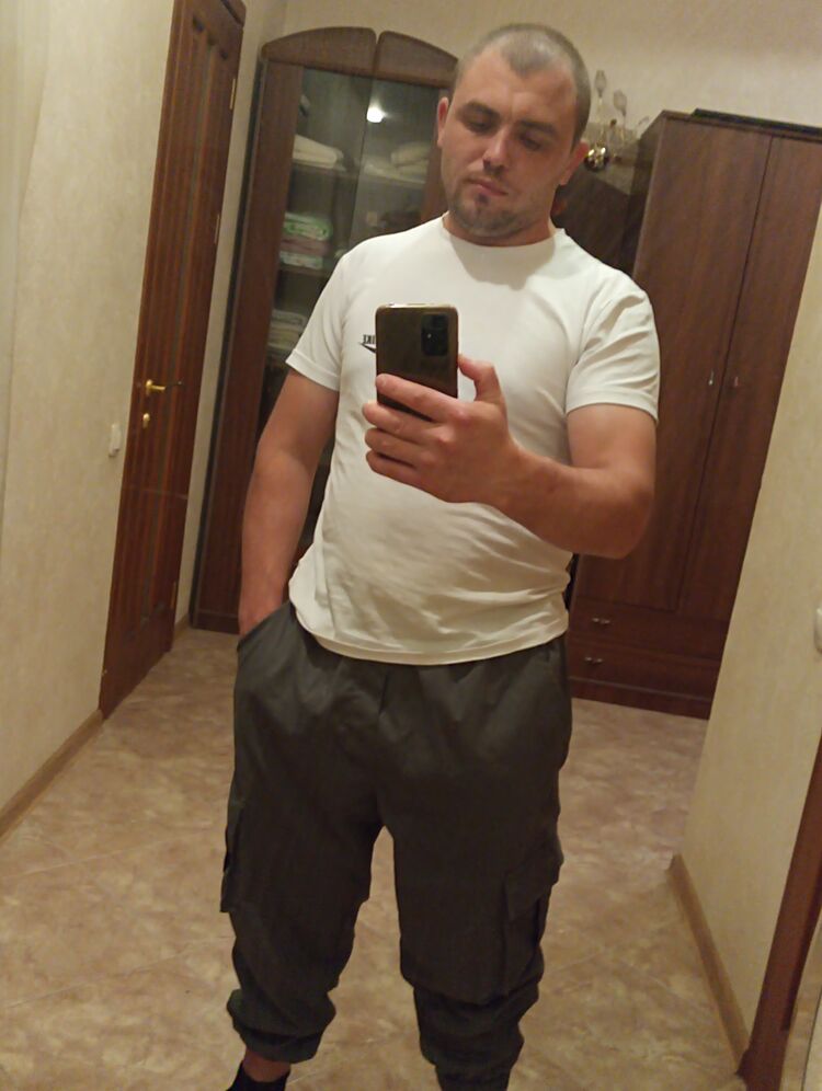  53485382  Volk, 26 ,    