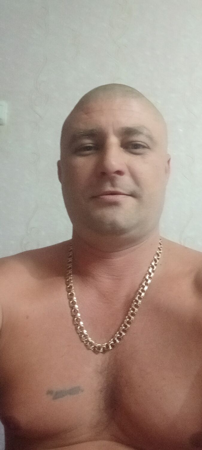  30218552  David, 42 ,    