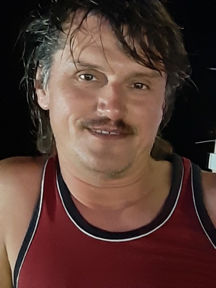  18878012  , 51 ,    