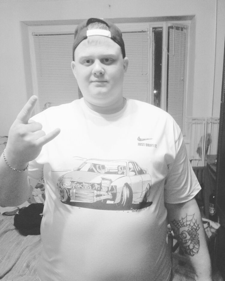  8679912  , 32 ,    -